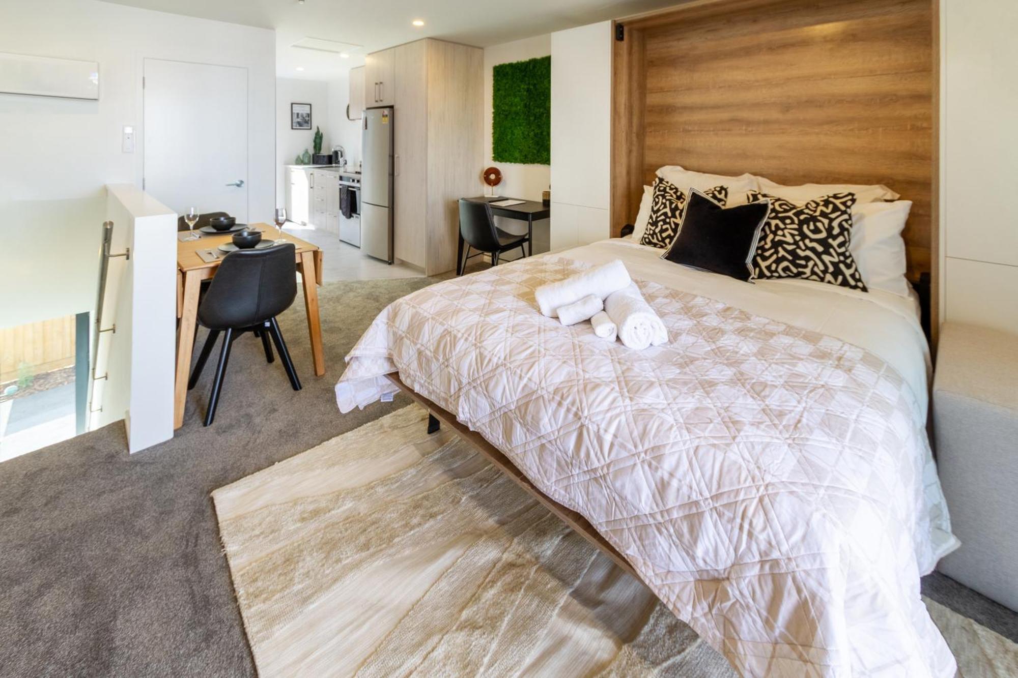 Prime Locale: Studio With Balcony Christchurch Exterior foto